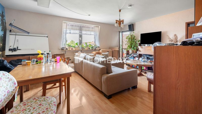 Lichtdurchflutetes Wohnglück: Ihre neue Zweizimmerwohnung mit traumhaftem Wintergarten